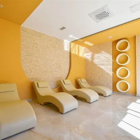 Holiday home Family Friendly With Pool 1 1 Sallon Payallar