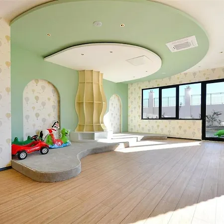 Family Friendly With Pool 1 1 Sallon * Payallar